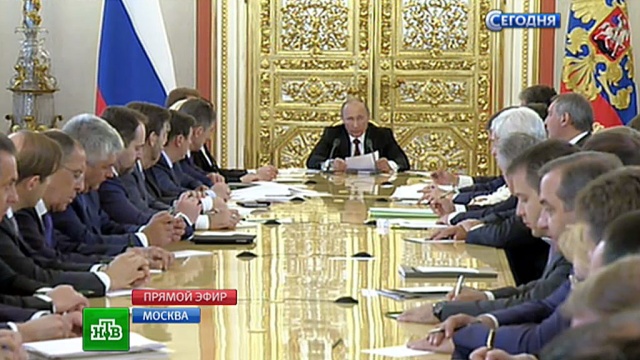 Путин подписал Бюджетное послание, напомнив про майские указы