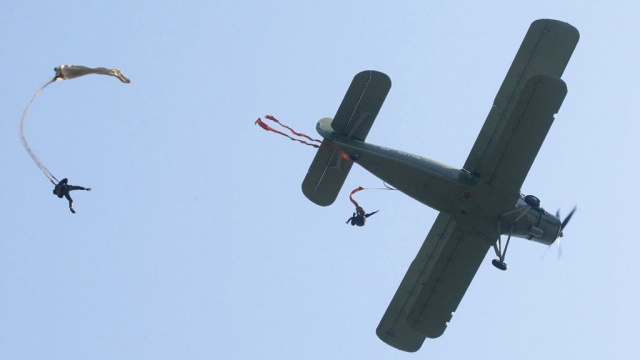Нижегородский парашютист разбился при выполнении прыжка