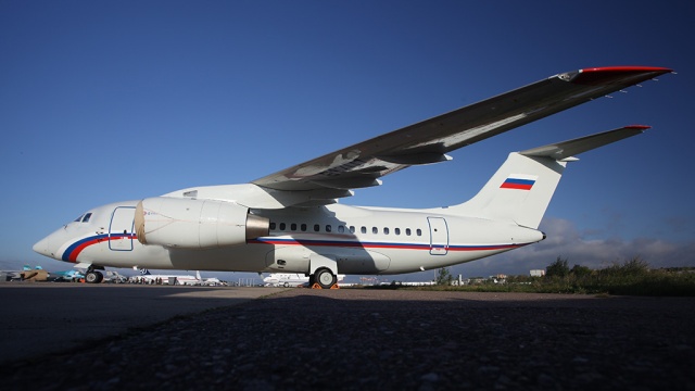 Самолет экстренно сел в Новосибирске из-за проблем с двигателем