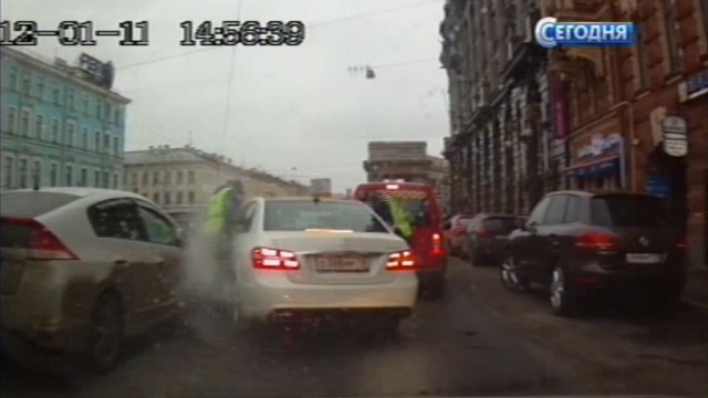Дело о ДТП с белым Mercedes: следователи не нашли доказательств против Дурова