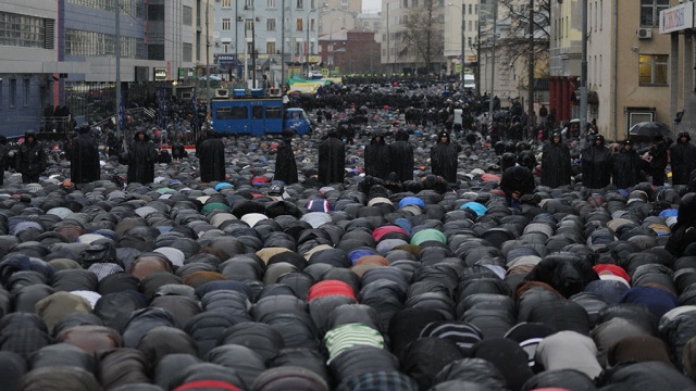 В Курбан-байрам на улицы Москвы выйдут тысячи полицейских