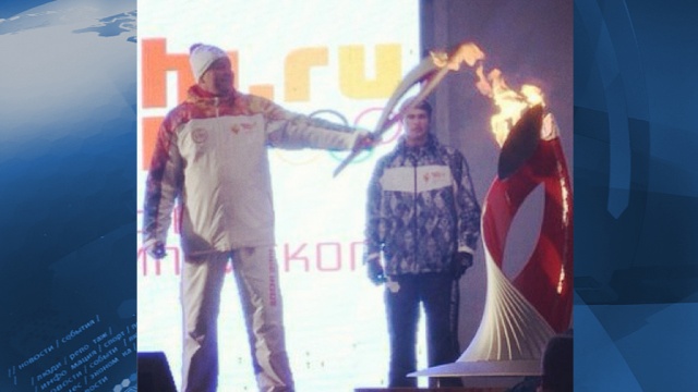 Губернатор Кувшинников признался, что был счастлив нести олимпийский огонь