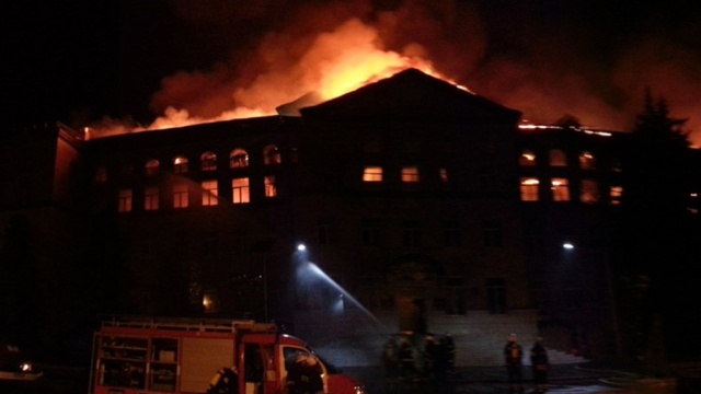 Страшный пожар в университете в Киеве устроили специально