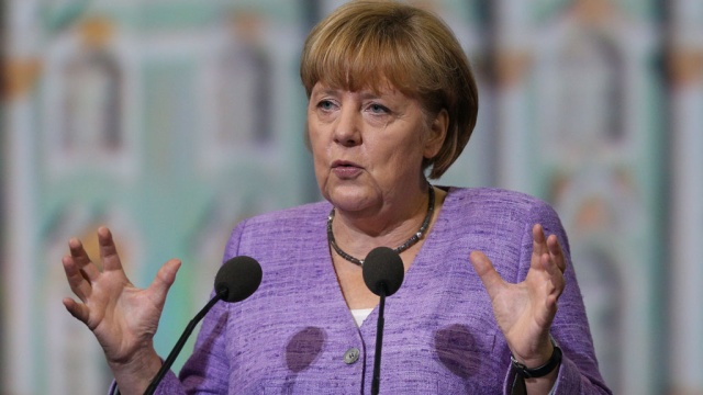Сноудена ходят допросить по делу о прослушке Меркель