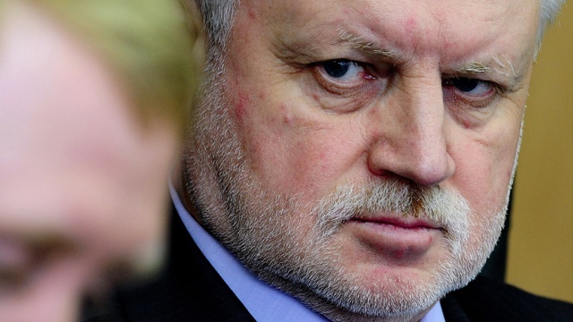 Миронов призывает депутатов заняться Жириновским из-за слов о Кавказе