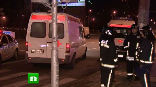 Маршрутка столкнулась с Mercedes на юге Москвы: четверо ранены