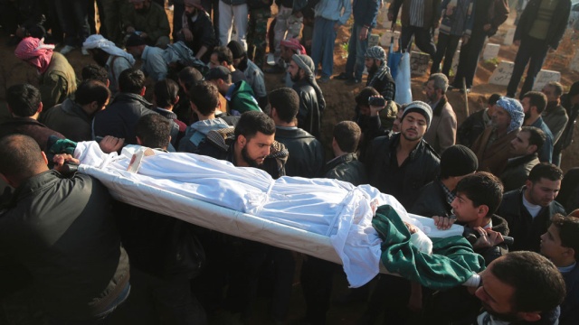 Резня для устрашения: сирийские боевики казнили 10 медиков