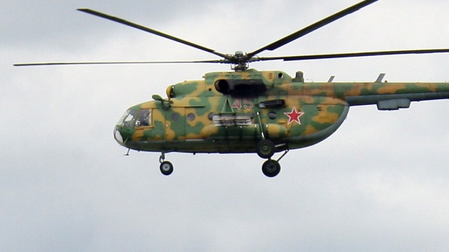 Ми-8 экстренно сел в Ненецком АО из-за отказа техники