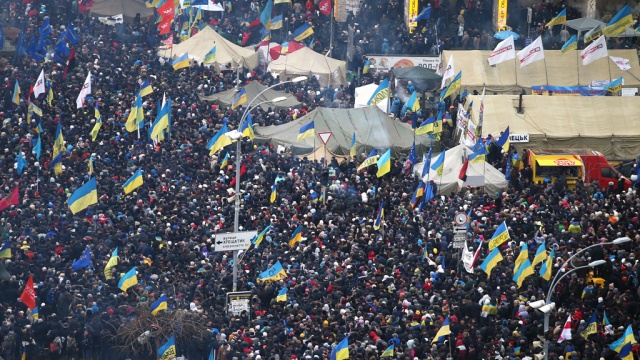 Отложено рассмотрение иска Киевсовета с требованием к оппозиционерам расчистить улицы 