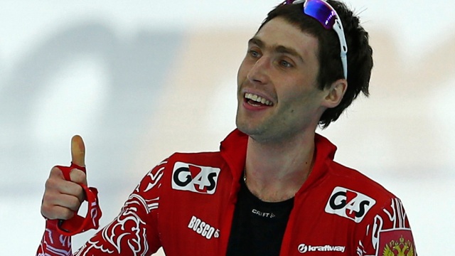 Конькобежец Румянцев взял золото чемпионата России на 10 тыс. метров