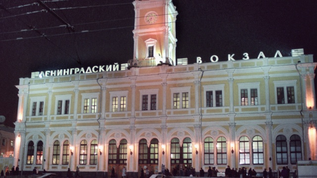 Ленинградский вокзал эвакуируют из-за угрозы взрыва
