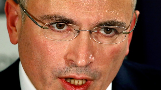 Ходорковский сел в Берлине на поезд и уехал в Швейцарию