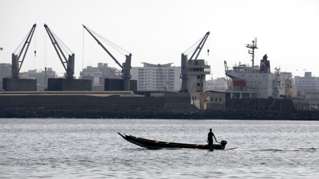 Дакарский порт не оставит арестованного 