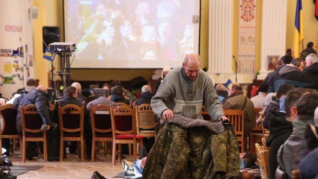 Оппозиция превратит отбитый у милиции Украинский дом в пресс-центр