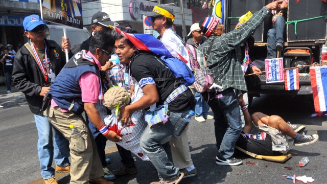 Новый взрыв в Бангкоке: тяжелые ранения получили оппозиционеры