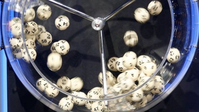 Сибиряк выиграл в лотерею почти 185 миллионов