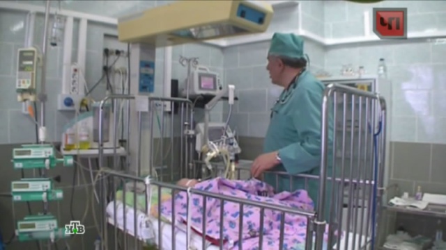Ростовская резня: врачи пытаются спасти пострадавшего младенца