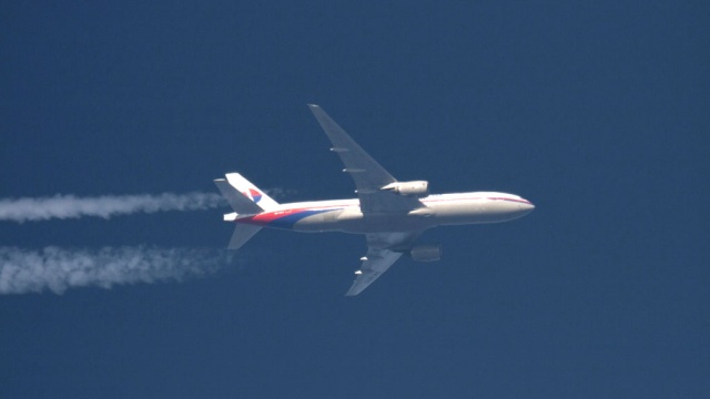 Два китайских самолета подключатся к поиску пропавшего малайзийского Boeing