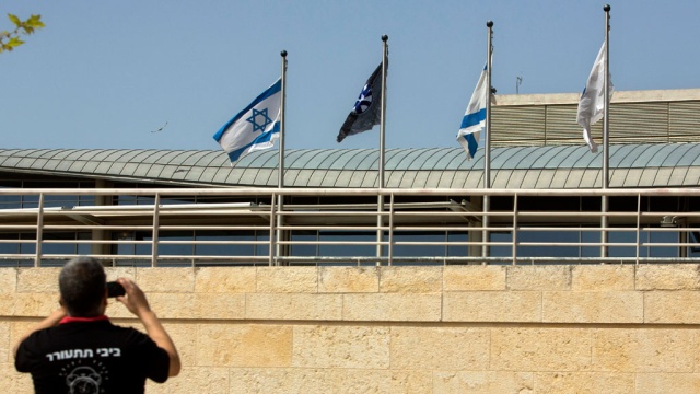 Посольства Израиля прекратили работу из-за бастующих дипломатов