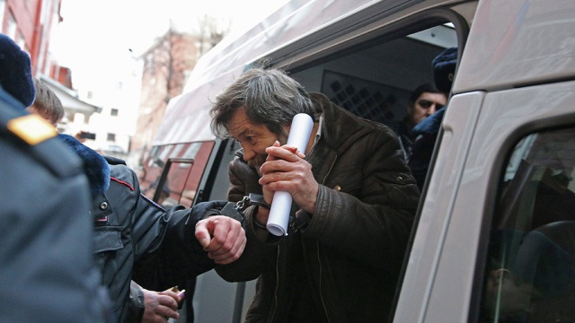 Оппозиционер Мохнаткин снова предстанет перед судом за избиение полицейских