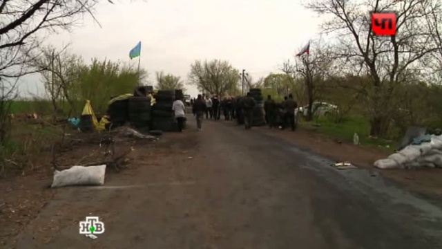 МВД Украины посчитало жертв ночного расстрела на блокпосту в Славянске