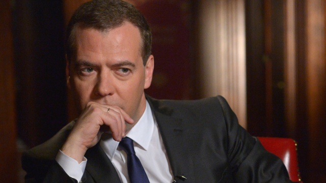 Медведев: санкции США против России уйдут вместе с Обамой