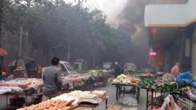 В китайском городе Урумчи на рынке взорвали людей