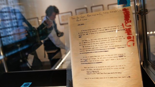 Рукописи и рисунки Джона Леннона купили на Sotheby’s за 3 млн долларов