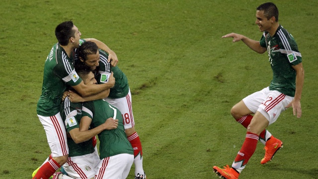 Несмотря на два незасчитанных гола, Мексика выиграла у Камеруна на ЧМ