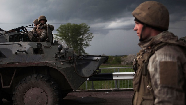 Украинские силовики обстреливают Славянск и Краматорск вопреки обещанию Порошенко