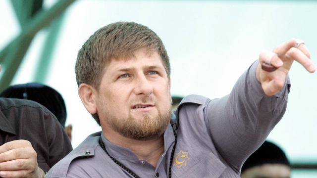 Кадыров пообещал 10 млн и орден за ликвидацию убийцы полицейского