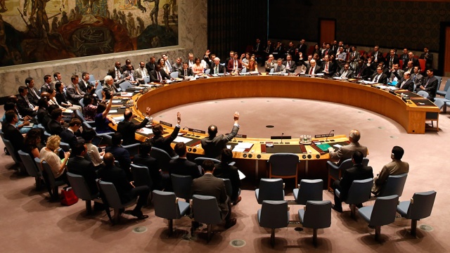 СБ ООН одобрил доставку гуманитарной помощи в Сирию