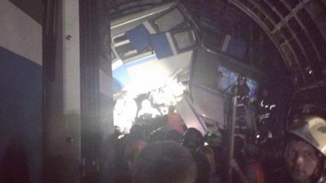 Власти Москвы сообщают о 10 погибших в аварии в метро