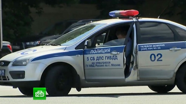 В Москве полиция со стрельбой остановила молодого лихача на иномарке