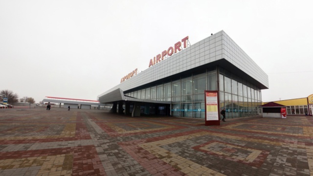 Самолет вынужденно сел в Волгограде из-за плохого самочувствия пассажира