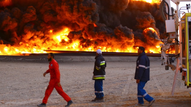 СМИ: военные действия в Ливии могут поднять цену на нефть