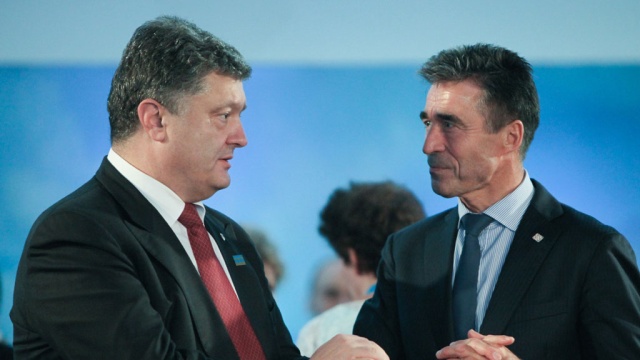 Генсек НАТО пообещал Украине дальнейшую поддержку