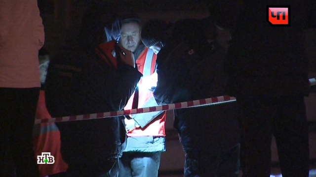 В мусорном контейнере на востоке Москвы нашли изрезанного и задушенного мужчину