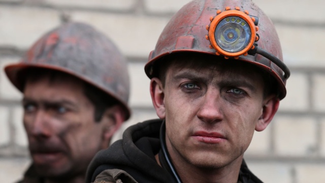 Пострадавшим горнякам из Донбасса предложили пройти лечение в России