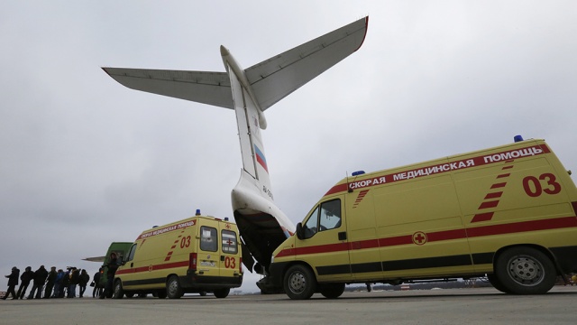 Самолет МЧС доставил из разрушенного Непала около 30 россиян