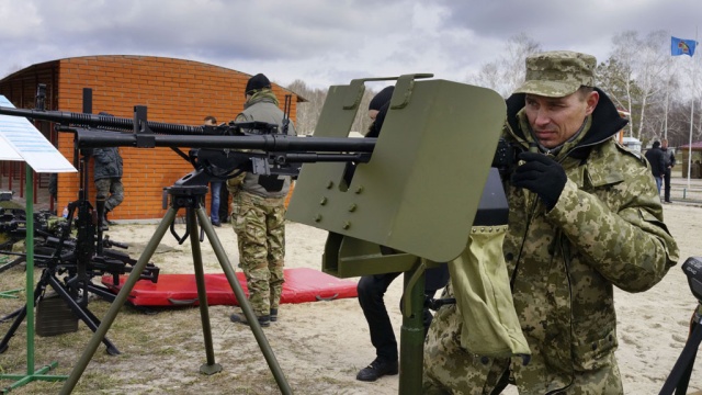 Киев отказывается выводить войска из села Широкино 