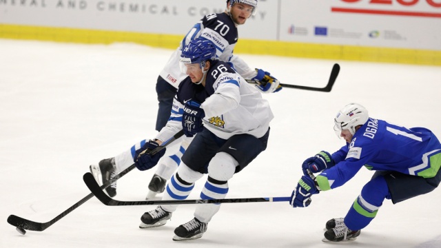 Сборная Финляндии всухую разгромила команду Словении в матче ЧМ по хоккею 