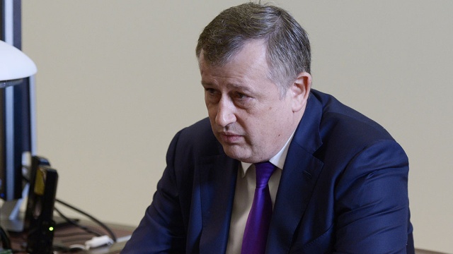 Губернатору Ленобласти дали отставку до сентябрьских выборов