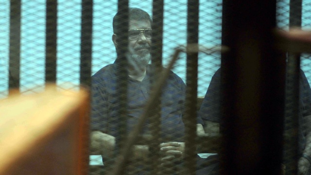Очередной суд над экс-президентом Египта Мурси отложили до конца июля