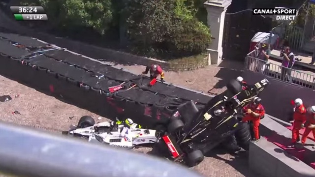 Машины разбились на Гран-при Монако