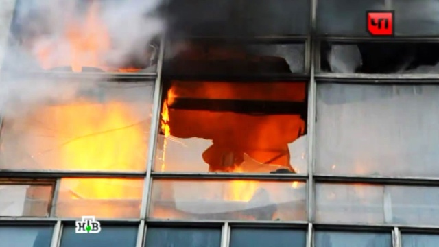 В Москве загорелась ветклиника: пострадали люди и животные