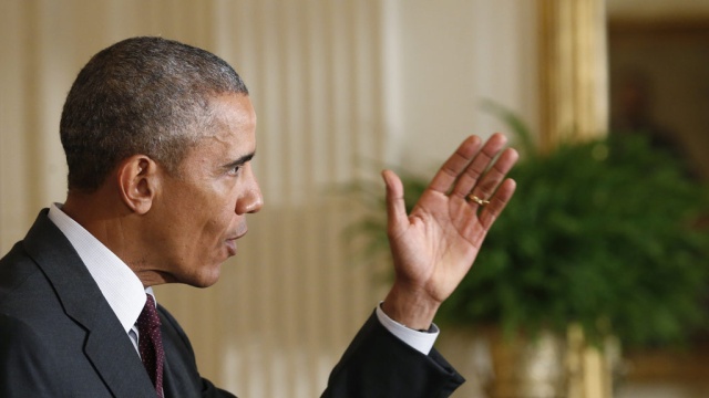Обама распорядился принять меры для отмены антииранских санкций
