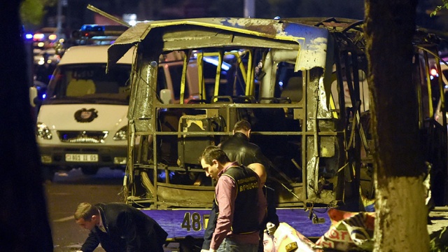 Взорвавший автобус в Ереване собирался убить мать