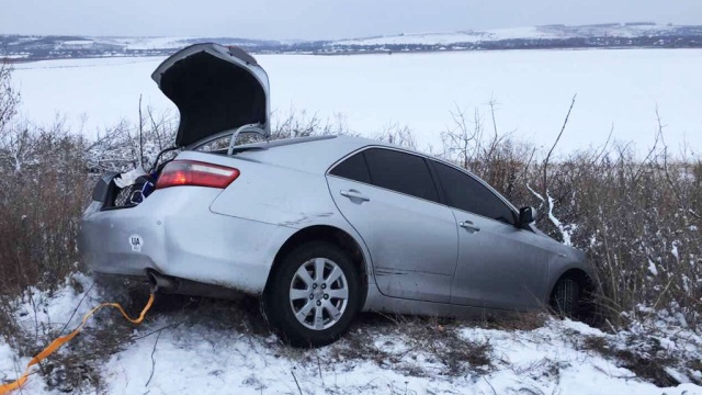 Автомобиль с Савченко в Одесской области улетел в кювет