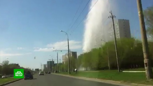 Прорвало: в Тольятти забил фонтан высотой с 16-этажку